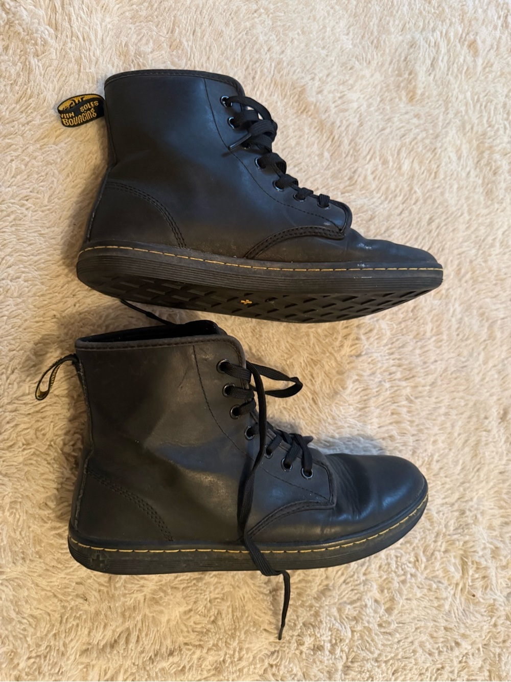 dr Martin Black Lace-Up shoreditch Boots